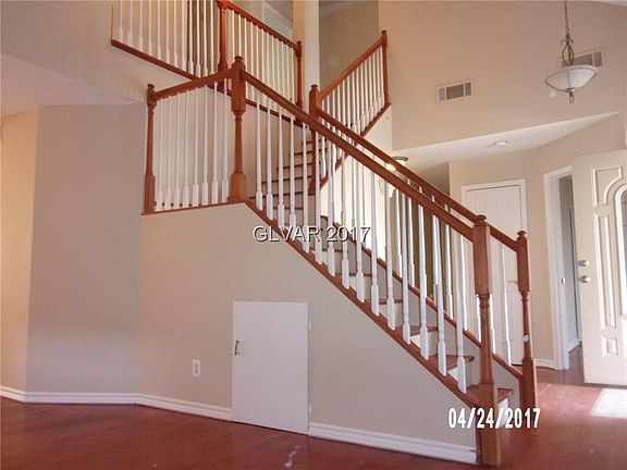 2nd image of 860 Bergamont Dr #0