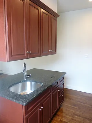 Rented by LDMI Realty Group LLC | media 18