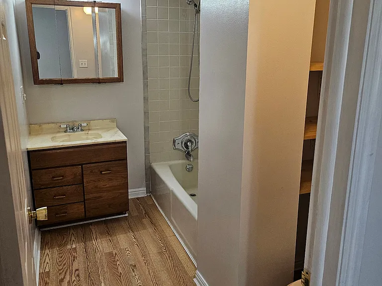 4180 S Liberty Ave — Photo 7