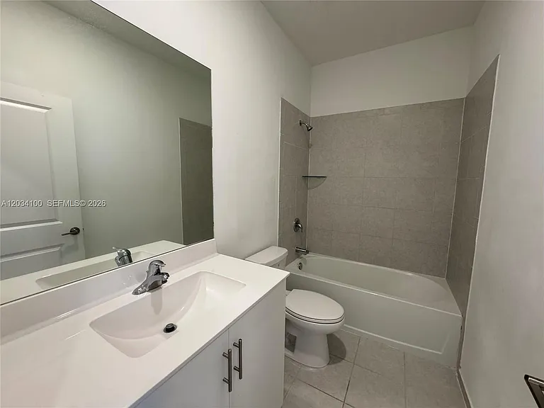 2609 SE 11th St #2609 — Photo 15