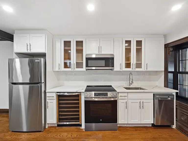 329 Decatur St #1L — Photo 5