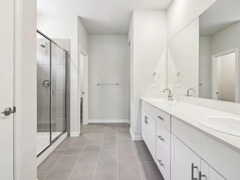 701 Easthill Dr — Photo 10