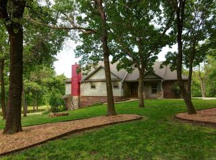 11852 Hickory Ln, Claremore, OK 74017