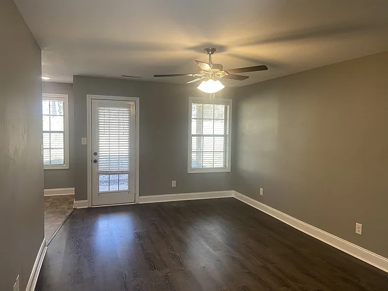 737 Inver Ln — Photo 27