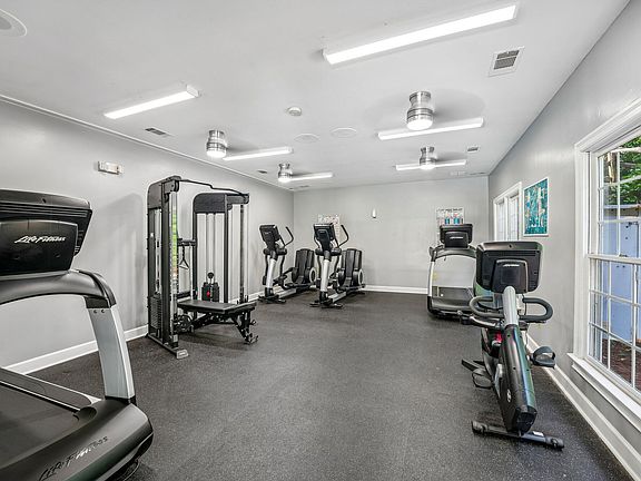 4th image of 50 Carrington Ln #457