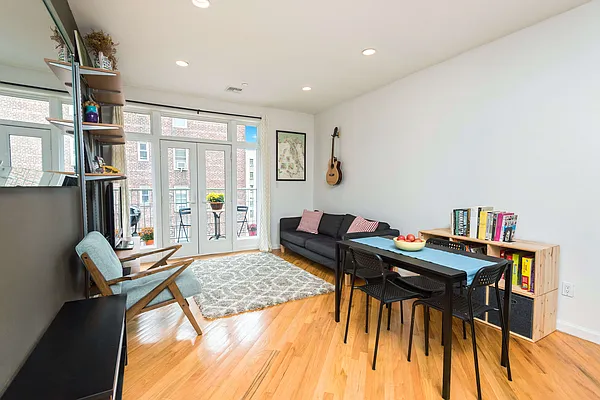 Sold by Compass | media 8