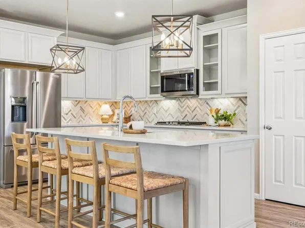 399 Courtfield Way, Castle Rock, CO 80108