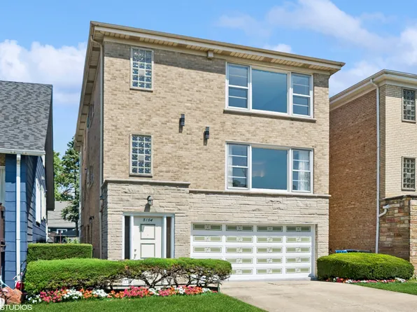 5104 W Cornelia Ave, Chicago, IL 60641