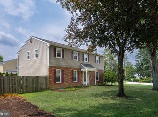 5 Grant Ln, Wayne, PA 19087