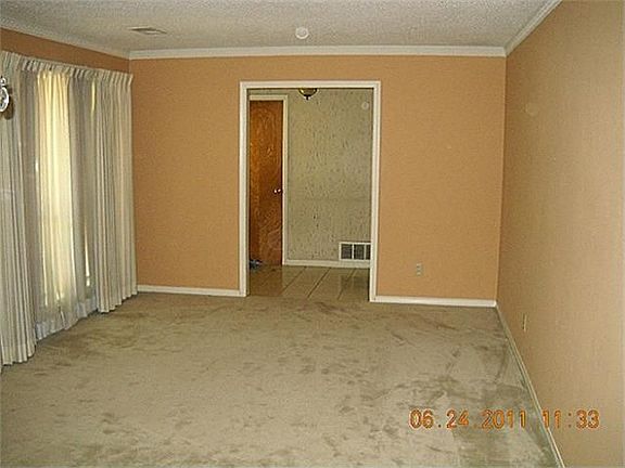 5th image of 1814 Cypress Dr