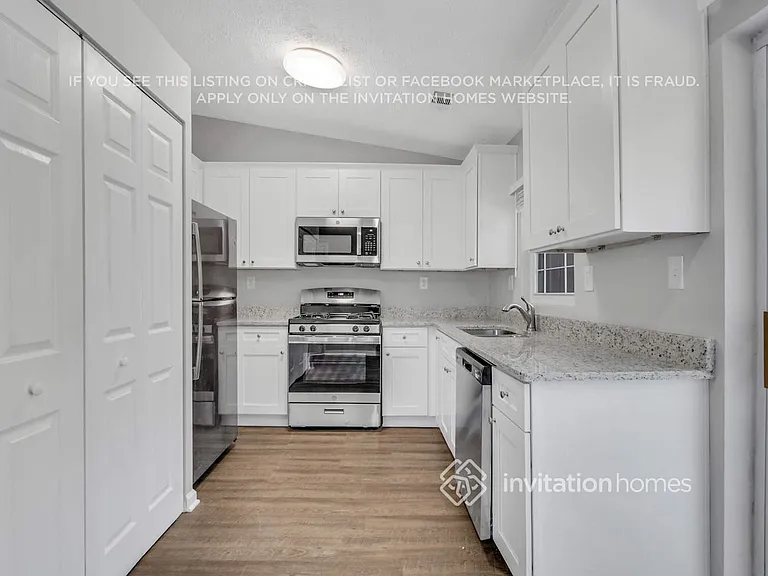 1459 Meadowlark Dr — Photo 11