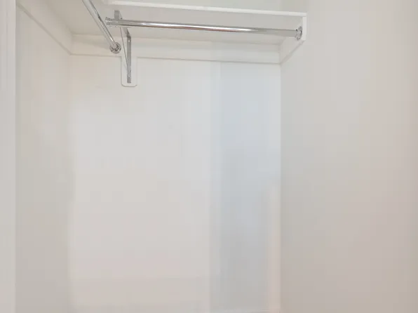 153-10 88th Avenue image 11 of 44