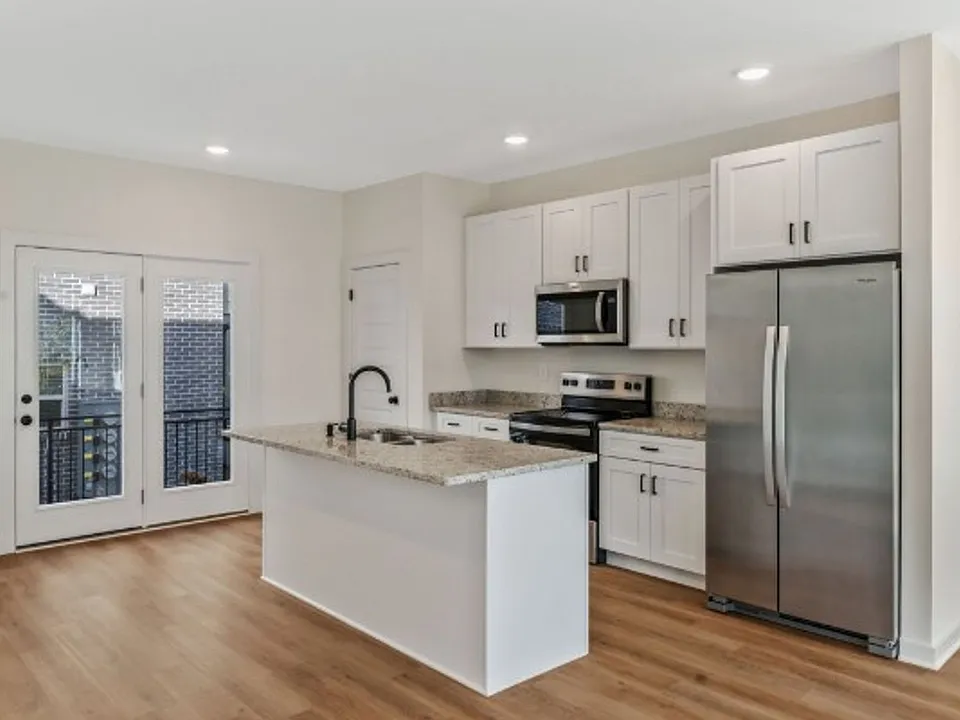 310 Cedar St #1