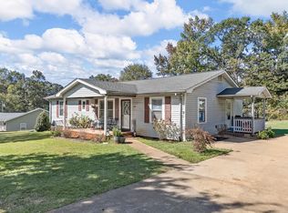 221 Sandifer Rd, Spartanburg, SC 29303
