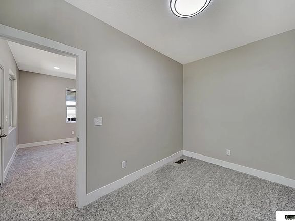 5th image of 2754 Pear St #1