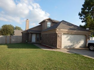 526 Clover Rd, Moore, OK 73160