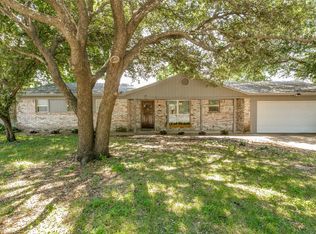 7400 Christopher Ct, North Richland Hills, TX 76180