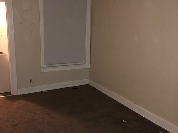 4th image of 381 Chittenden Ave #381