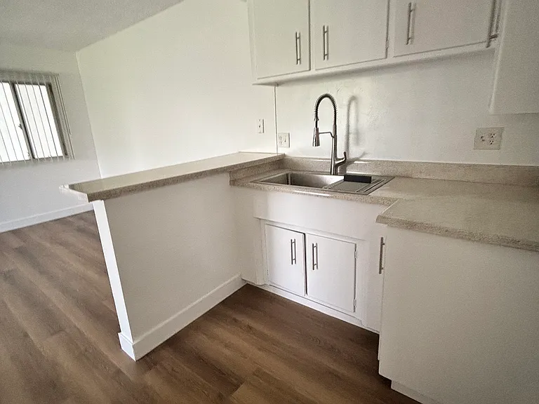 9361 Cellini Ave #6 — Photo 4