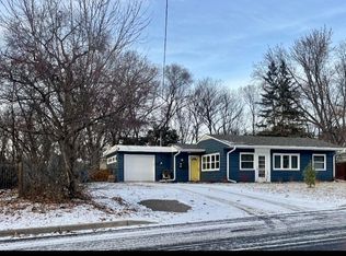 9 West Rd, Circle Pines, MN 55014