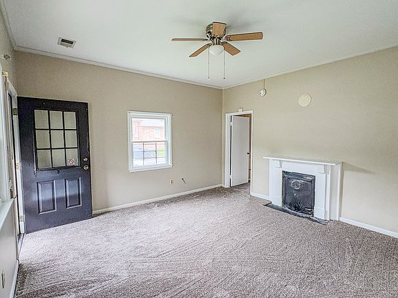 4th image of 869 Whitney Ave