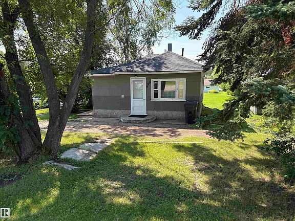 2nd image of 4901 53rd Ave