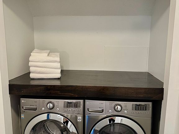 4th image of 9005 Bell Brook Ln