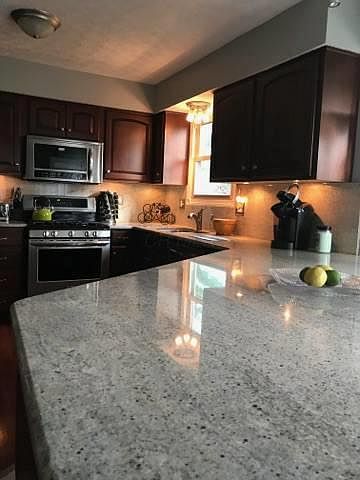 1st image of 11855 Shadybrook Ct NW