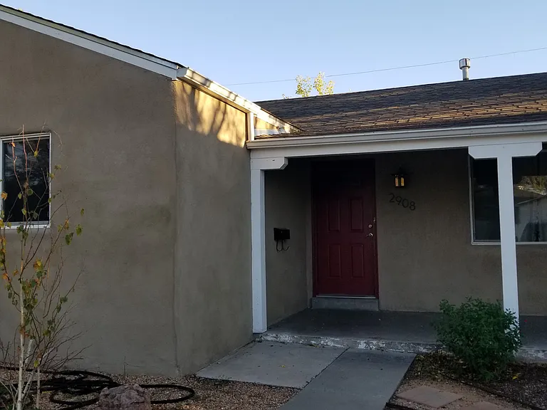 2908 Santa Clara Ave SE — Photo 1