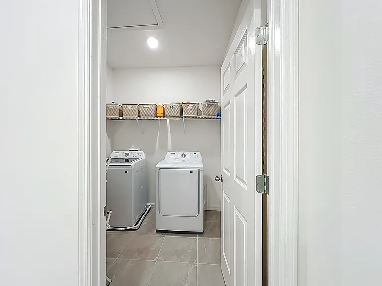7025 Twilight Bay Dr — Photo 30