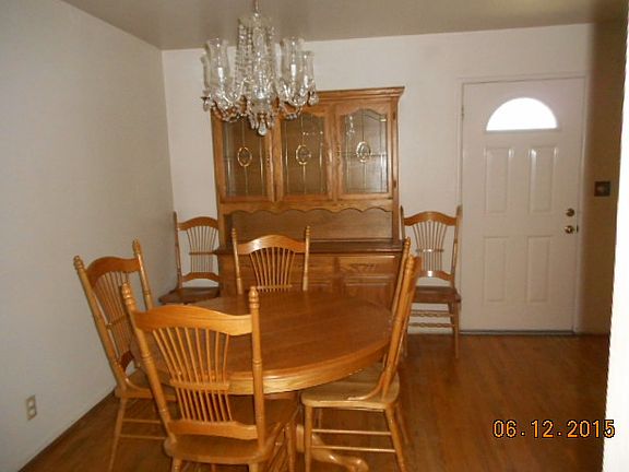 5th image of 1420 Spruce Ave