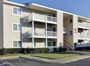 200 Red Cedar Ct, Chesapeake, VA 23320
