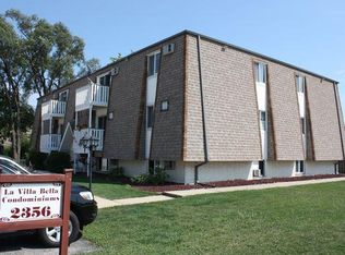 2356 Gaylord Rd UNIT 2A, Crest Hill, IL 60403