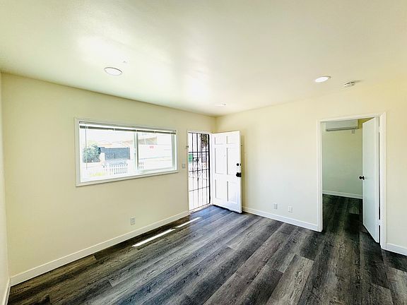 5th image of 170 S 3rd Ave APT A