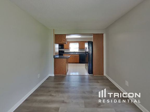 4th image of 10937 Majuro Dr