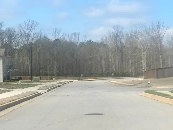751 Gelderland Dr, Hampton, GA 30228