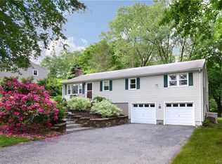 2405 N Benson Rd, Fairfield, CT 06824