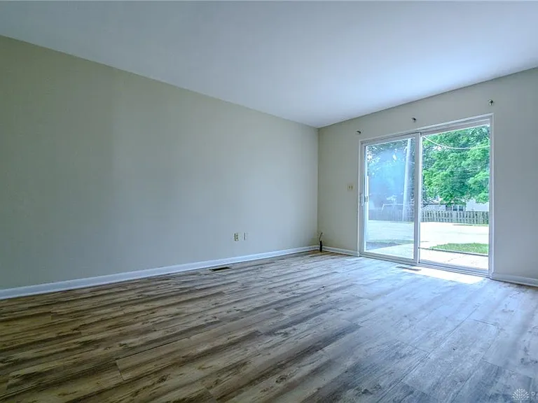 3108 E Stroop Rd — Photo 9