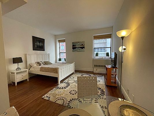 1st image of 154 W 70th St APT 5L