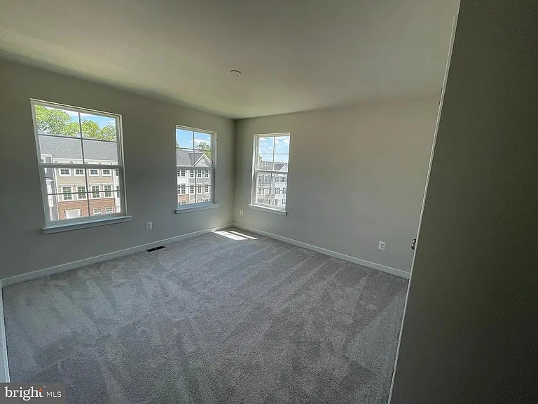 2244 Barhill Way — Photo 10