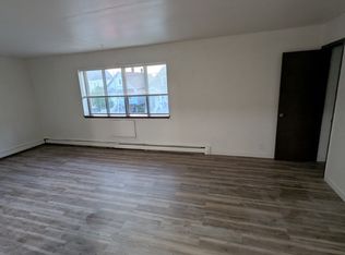 2524 S 6th St #5, Milwaukee, WI 53215
