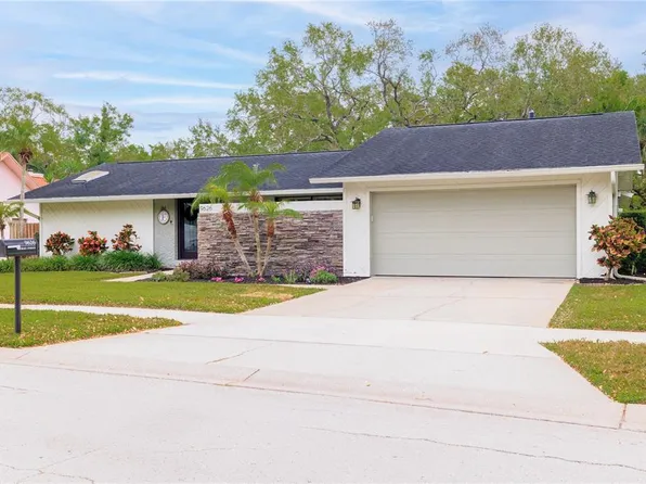 9626 Leeward Ave, Largo, FL 33773