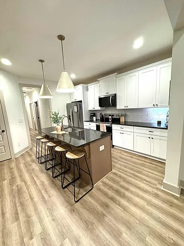3248 Bradley Ln Photo 1