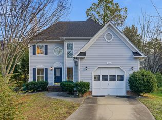 114 Covewood Ct, Cary, NC 27513