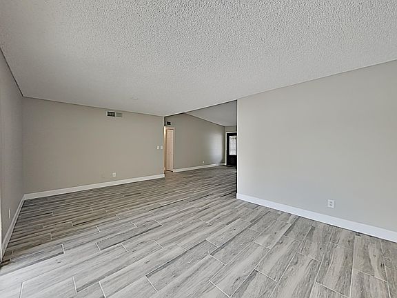 5th image of 5315 E Karen Dr