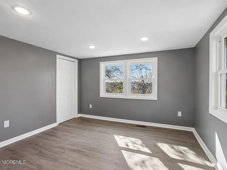 209 Hilltop Blvd — Photo 8