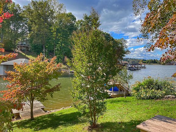 5th image of 1038 Lakeland Pines Dr