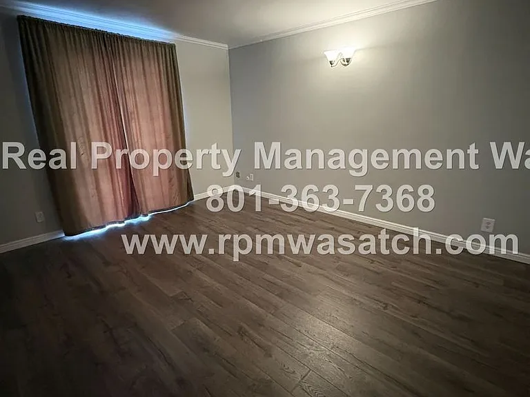 438 N Center St #309 — Photo 1