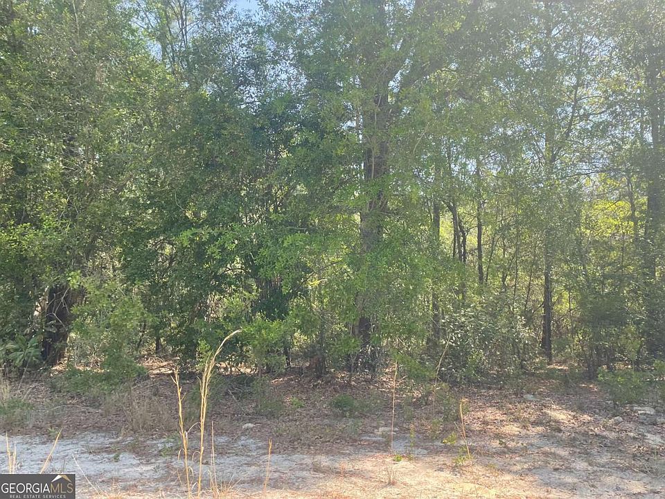 1st image of 7 Riverbank Rd