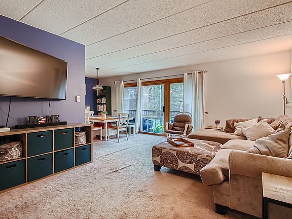 2nd image of 5029 Circle Pl #204